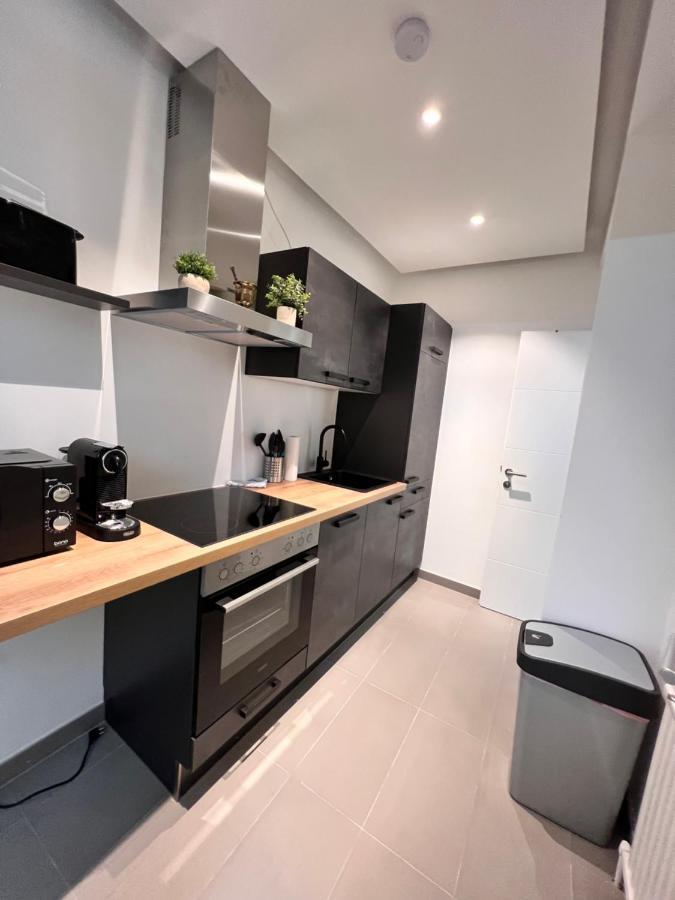 Modern Flat Vienna With Two Rooms Exterior photo